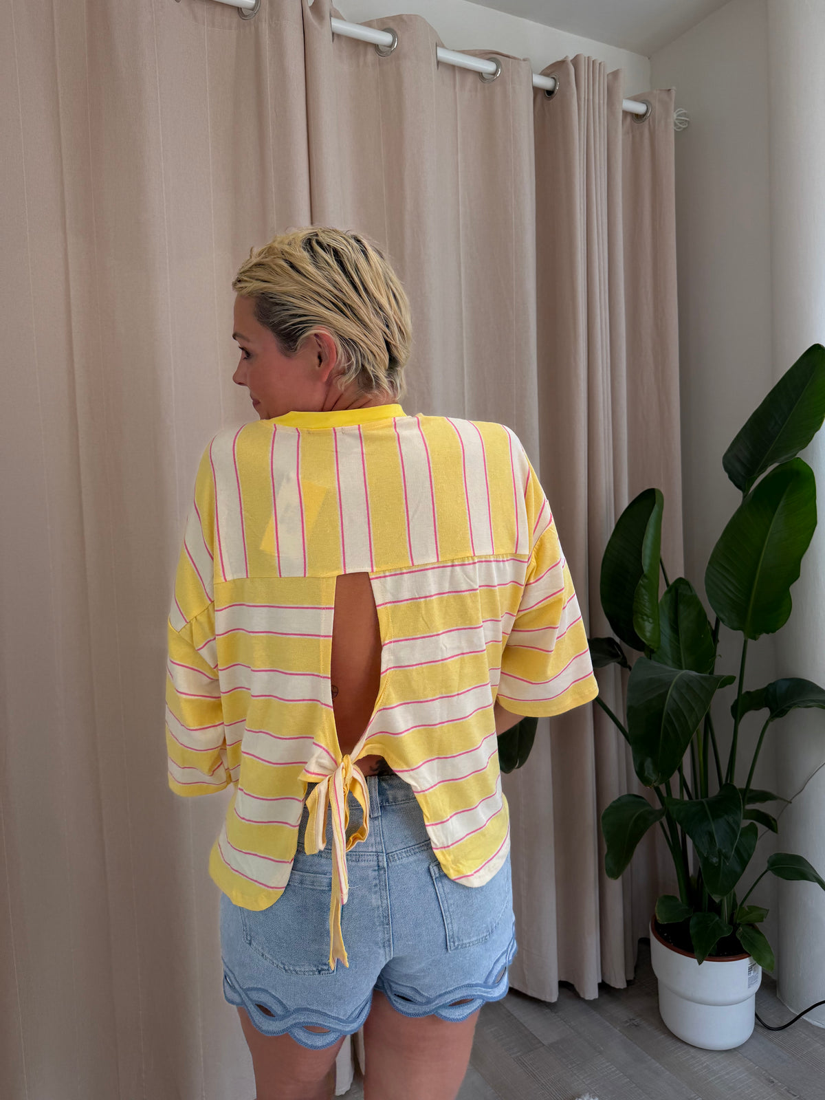 TEE shirt butter yellow