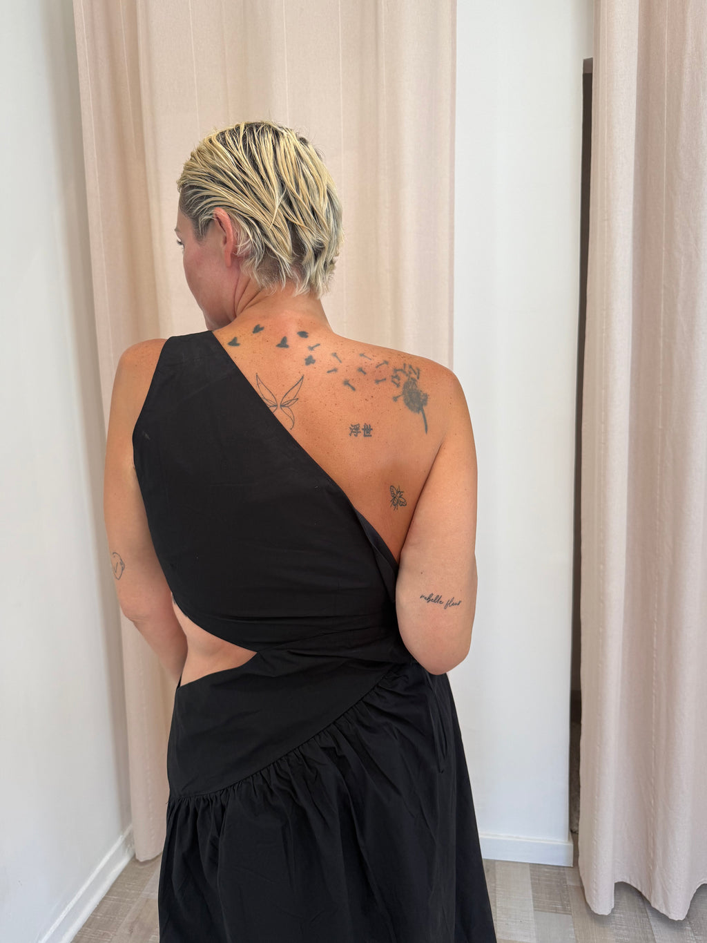 Robe asymétrique