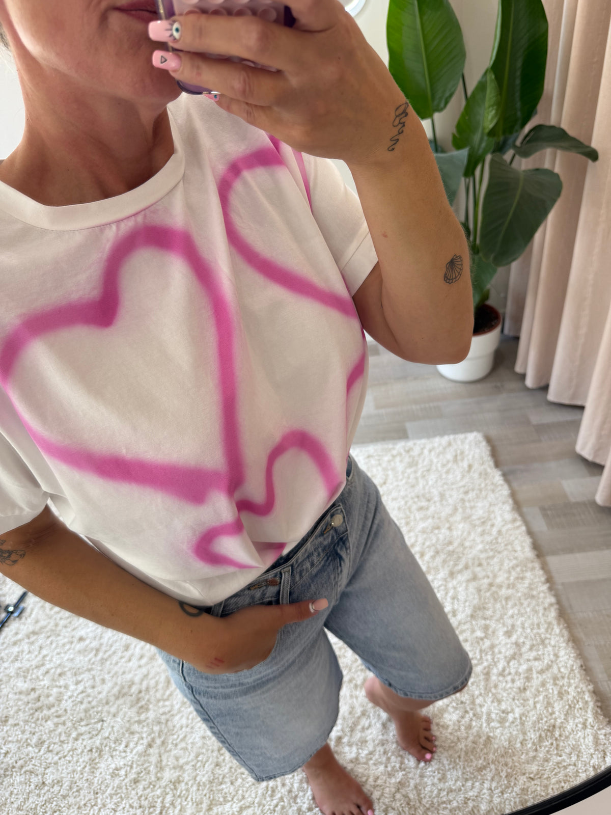 Tee shirt love